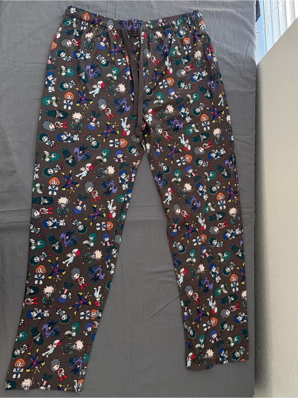 Women size M Gray My Hero Academia Joggers with Drawstring Waist